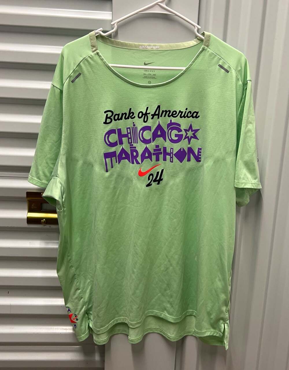 Nike Chicago Marathon 2024 Size XXL Green Dri-Fit Running T-Shirt